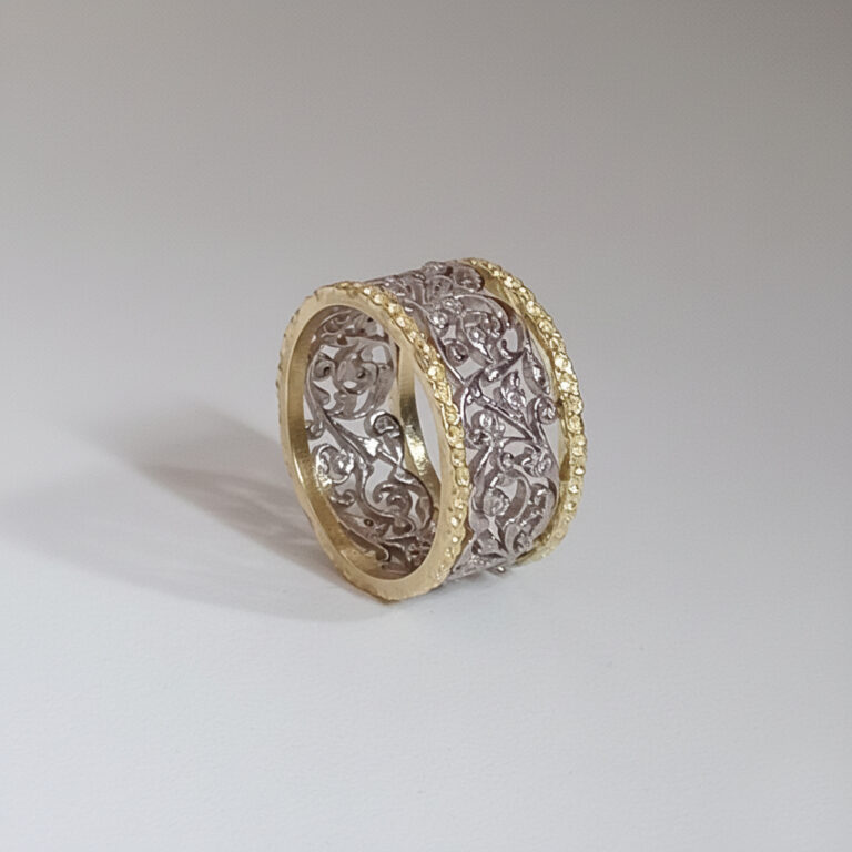 Ornemental Ring