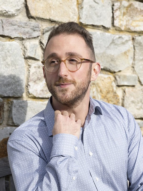 Portrait de Guillaume Grillo, modeleur 3D en bijouterie-joaillerie.